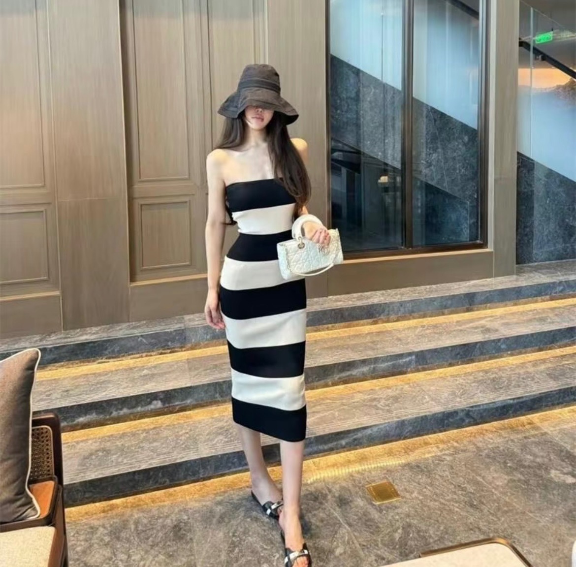 [BKK][PEG][179-200-0]TopChoice Knit Bustier Dress Good Design Vintage Block Black and White for Women Slim Fit Level