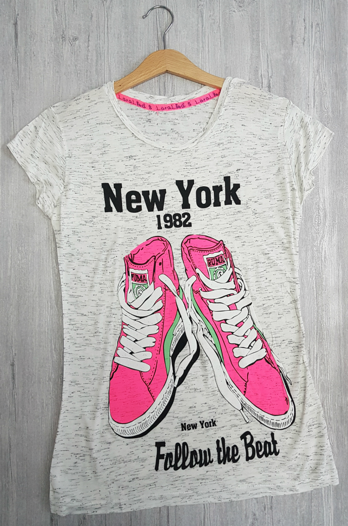 NEW YORK  Womens T-Shirt (GRAY) ( S - M - L ) 