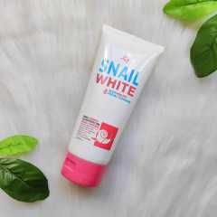 Love Jojo Snail White Gluta Healthy facial Cleanser (190G)