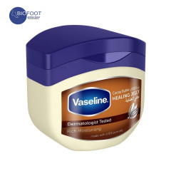 Vaseline.  Cocoa Butter MOISTURISING JELLY  Dermatologist Tested  Rich Conditioning  NET WT 15.22 FL OZ (450 ml)