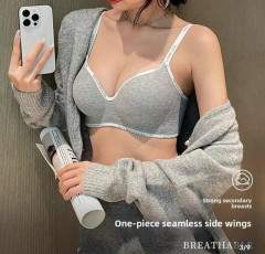 [BKK][PEG][190-150-0]Taixing 4 pieces (assorted colors) 32-42AB wire-free bras designed for women with small breasts. They provide good support, a lifting effect, and have thick cups for comfort. Suitable for everyday wear
