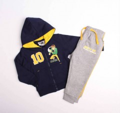  Boys Sweatshirt and Sweatpants Set (12 to 36 Months)