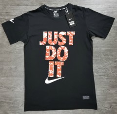 NIKE Mens T-Shirt (S - M - L - XL)