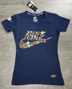 NIKE Womens T-Shirt (M - L - XL)