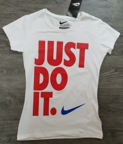 NIKE Womens T-Shirt (WHITE) (S - M - L - XL) 