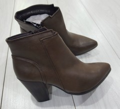 Womens Shoes ( 40 )
