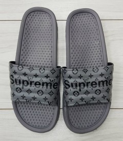 SUPREME Mens Slippers (GRAY) (40 to 45) 