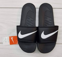 NIKE Mens Slippers (BLACK) (40 to 42) 