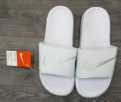 NIKE Mens Slippers (WHITE) (40 to 45) 