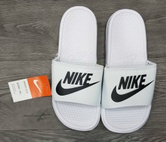 NIKE Mens Slippers (WHITE) (40 to 45)
