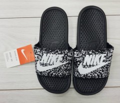 NIKE Ladies Slippers (BLACK) (35 to 40) 
