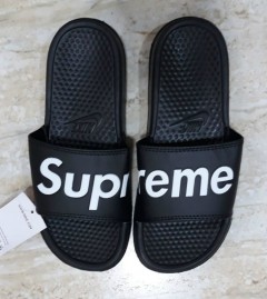 SUPREME Mens Slippers (BLACK) (40 to 45)