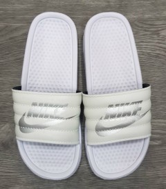 NIKE Ladies Slippers (WHITE) (MD) (36 to 41) 