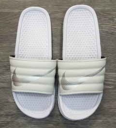 NIKE Mens Slippers (WHITE) (MD) (40 to 45)