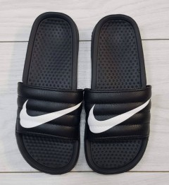 NIKE Ladies Slippers (BLACK) (MD) (36 to 41)