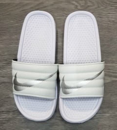 NIKE Ladies Slippers (WHITE) (MD) (36 to 41)