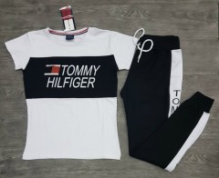 TOMMY - HILFIGER Ladies Turkey 2 Pcs Set (WHITE - BLACK) (S - M - L - XL) 