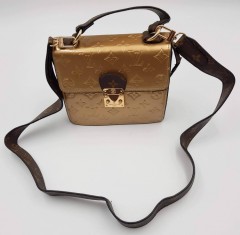 LOUIS VUITTON Bag (GOLD) (Os)