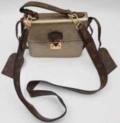 LOUIS VUITTON Bag (BROWN) (Os)