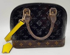 LOUIS VUITTON Bag (BROWN) (Os)