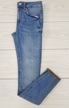 ZARA Ladies Jeans (BLUE) (26 to 34 EUR)