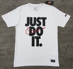 NIKE Mens T-Shirt (WHITE) (S - M - L - XL) 