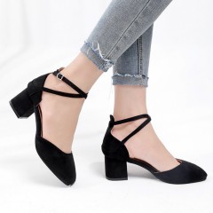 GENERIC Ladies Shoes (BLACK) (35 to 40)