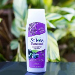 st.lves revitalizing  blueberry  and chia seed oil body wash(MOS) (CARGO)