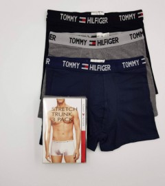 TOMMY HILFIGER 3 Pcs Mens Boxer Shorts Pack (Random Color) (M)