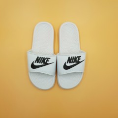 NIKE Mens Slippers (WHITE) (40 to 45)