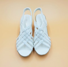 XIN SHENGLAI Ladies Sandals Shoes (WHITE) (36 to 41)