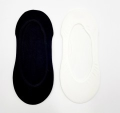 Socks 2 Pcs Pack (BLACK - WHITE) (FREE SIZE)