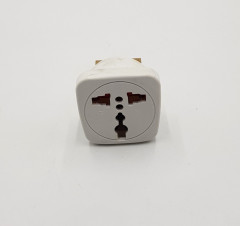 3 10 A Three Pin Plug Travel Adapter