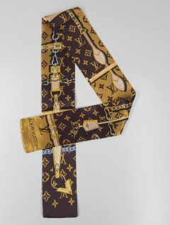 LOUIS VUITTON Twilly