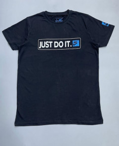 Nike Men's T-Shirt